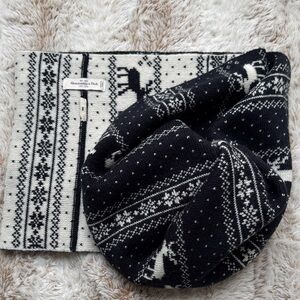 Abercrombie & Fitch Y2K Monochrome Patterned cowl neck Scarf